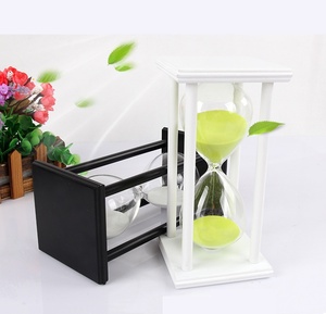 Sablier avec boussole, décoratif unique en verre, souvenir antique personnalisé pour la décoration - Product Image 4