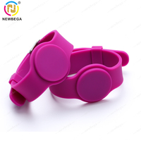 Bracelets en silicone imperméables NFC RFID 13,56 MHz de couleur personnalisée Newbega pour le contrôle d'accès