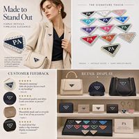 Etiqueta con Logotipo Personalizado en Forma de Triángulo Invertido con Borde de Cristal y Letra Inicial Incrustada en Esmalte