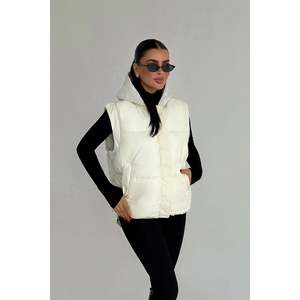 Chaleco Blanco con Capucha para Mujer, Bordado, con Botones de Piel, Personalizable, Cortavientos, Talla Grande, Relleno de Algodón, para Invierno - Product Image 3