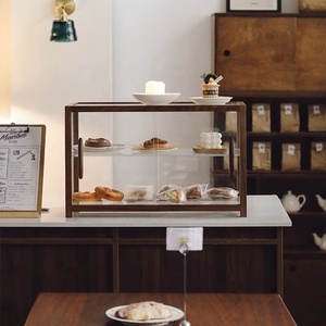 ตู้โชว์ขนมแบบ 2 ชั้น ทำจากไม้ พร้อมกระจกด้านบน สำหรับร้านเบเกอรี่ เฟอร์นิเจอร์ตกแต่งภายในร้านสำหรับวางเค้ก - Product Image 3