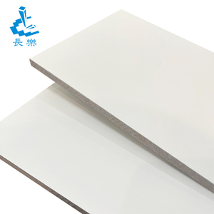 Panneau de ciment pré-enduit renforcé de fibres Panneau de silicate de calcium Panneau mural léger et durable ignifuge pour la construction - Product Image 4