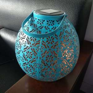 Solar Iron Lantern With Clover Cutout Design Hanging Outdoor Garden <b>Light</b> <b>LED</b> Solar Powered - Product Image 3