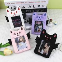 Boutique en ligne personnalisé petit diable en peluche certificat sac mignon dessin animé porte-cartes manches Chine fabricant petit diable