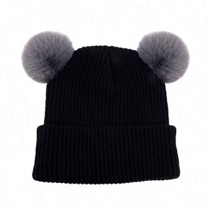 Gorro de Invierno Personalizado al por Mayor con Doble Pompón, para Bebés de 0 a 5 Años, Unisex, Cálido, de Punto, con Forro Polar, Estilo Slouchy, con Diseño de Oso - Product Image 5