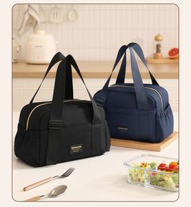 Sac Isotherme Grande Capacité 6L en Polyester avec Fermeture Éclair, Réutilisable, Imperméable et Anti-Rayures pour 2 Personnes - Vente en Gros - Product Image 4