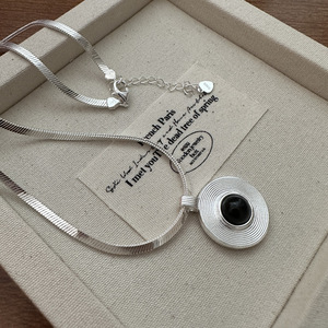 S925 argent Sterling japonais Version coréenne collier noir Agate géométrique cercle Texture Niche mode pendentif colliers - Product Image 1