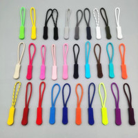 Fabriqué à Dongguan, Chine, tirettes de fermeture éclair en silicone, logo personnalisé, tirettes de fermeture éclair en caoutchouc PVC souple pour sacs/vêtements