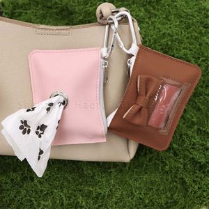Porte-sac à déjections canines personnalisé en cuir PU gaufré avec mousqueton, distributeur de sacs à déjections, pochette à déjections pour animaux de compagnie avec fermeture éclair et nœud mignon, attache-lesse - Product Image 4