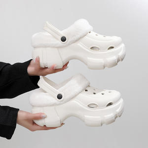 Chaussures détachables en coton doublé polaire pour femmes avec semelles épaisses Hiver All-Match Garden Outer Wear Sabots à double usage - Product Image 4