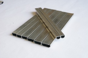 Barre d'espacement en aluminium pour isolation thermique des murs-rideaux et des vitrages isolants de véranda - Product Image 3