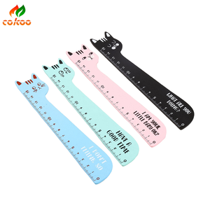 Regla de plástico de cuatro colores multifuncional de 15cm al por mayor, escala sólida negra y blanca con color puro para uso diario - Product Image 6