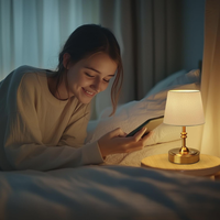 Lampe de table LED sans fil rechargeable de luxe avec abat-jour en tissu à commande tactile pour fêtes et mariages