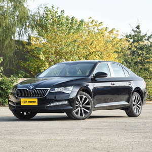 Autos Usados Skoda <span class=keywords><strong>Superb</strong></span> 2025 2024 <span class=keywords><strong>2023</strong></span> TSI280 DSG Premium Hatchback Turbo Cargador Volante Skoda <span class=keywords><strong>Superb</strong></span> Confort Vehículo - Product Image 1