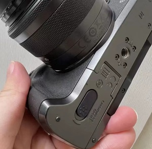 Cámaras <span class=keywords><strong>Canon</strong></span> <span class=keywords><strong>M6</strong></span> Listas para Enviar con Lente de 15-45 mm, Cámara APS-C sin Espejo de Nivel Básico para Fotografía, Usada - Product Image 6