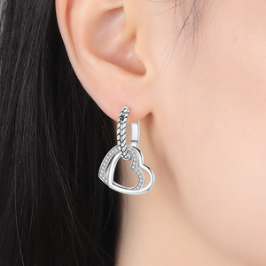 Pendientes de corazón de latón blanco de doble capa, pendientes de moda de alta gama originales, venta al por mayor para mujer - Product Image 5