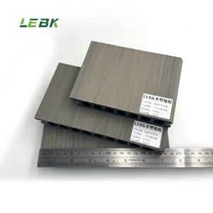 Revêtement de sol composite industriel extérieur imperméable pour <span class=keywords><strong>terrasse</strong></span> en bois d'ipé Panneau de <span class=keywords><strong>terrasse</strong></span> en coextrusion sans couture en teck PE - Product Image 4