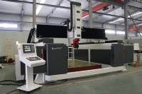 Routeur CNC 5 axes Jinan pour Camel CA-2030 avec système de contrôle Syntec Richauto, doté d'un moteur à engrenages, d'une pompe et d'un PLC