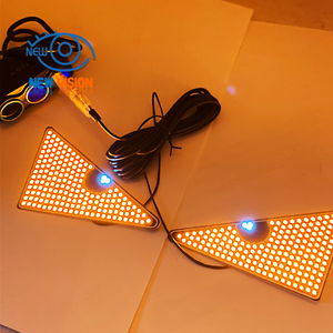 Aksesori Mobil LED, mata setan dinamis, bentuk segitiga, cahaya animasi merah kuning, 12V, pemasangan USB Universal - Product Image 6