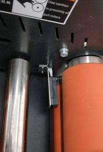 เครื่องเคลือบบัตรขนาดใหญ่ รุ่น DSG-880+ A1 <span class=keywords><strong>A2</strong></span> สำหรับเคลือบ<span class=keywords><strong>กระดาษ</strong></span>และรูปถ่าย แบบม้วน เครื่องเคลือบบัตรเย็น - Product Image 4