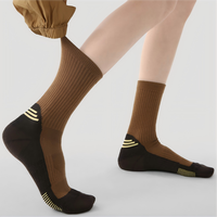 Chaussettes en laine mérinos pour femmes personnalisables pour la randonnée, le ski et la course à pied, chaussettes mi-mollet, évacuation de l'humidité, chaussettes de sport pour femmes et hommes en plein air