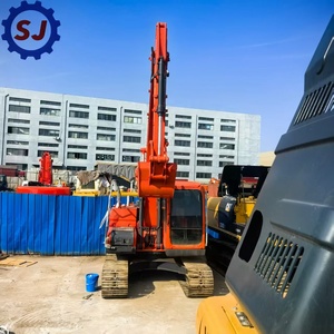 Excavatrice sur chenilles DOOSAN DX140LC 9C d'occasion en état quasi neuf (95%), modèle 2023, 14 tonnes, avec moteur, PLC, pompe et boîte de vitesses pour la construction - Product Image 3