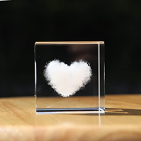 Cube en cristal gravé en 3D personnalisé en usine, logo photo, cadeau de Noël, cube en cristal avec lumière LED