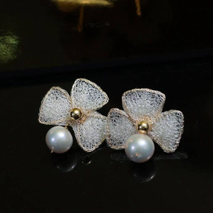 14K Gold Filled Wire‑Net Flower <b>Stud</b> <b>Earrings</b>, Italian Textile Weave Craft 9‑10mm Nucleated Edison Freshwater Pearl - Product Image 2