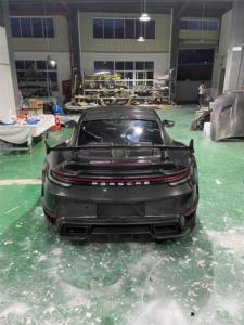 Kit complet <span class=keywords><strong>de</strong></span> carrosserie en fibre <span class=keywords><strong>de</strong></span> carbone OVT, spoiler avant/arrière, jupes latérales, amortisseurs, 992/718, mise à niveau <span class=keywords><strong>de</strong></span> réduction du bruit, 1 mm - Product Image 4