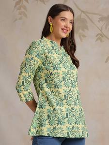 Top con cuello mandarín y estampado floral para mujer - Product Image 3