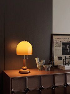 Lampadaire classique de style champignon avec LED au design médiéval moderne du Bauhaus pour chambre ou salon de fille - Product Image 5