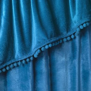 بطانية فلانيل من الصوف الصناعي 100% بوليستر، مريحة وناعمة وسميكة ودافئة لجميع المواسم، متوفرة بالجملة من المصنع مع إمكانية التخصيص - Product Image 4