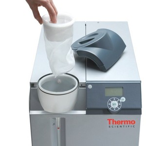 Refroidisseur d'eau à circulation Thermo Scientific ThermoFlex 5000, dispositif de contrôle de température de laboratoire - Product Image 4