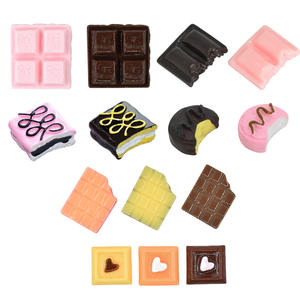 Accessoires en résine pour bricolage, série gâteau au chocolat, jouets alimentaires, accessoires de jeu d'imitation, matériaux faits à la main - Product Image 4