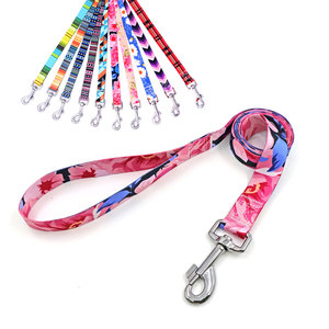 Correa para Perro de Poliéster con Estampado Floral, Resistente, para Perros Pequeños - Product Image 1