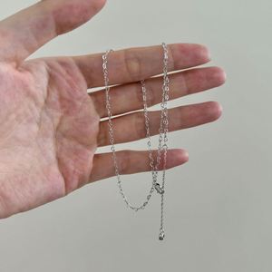 Collar de Cadena Fina de Plata de Ley 925 con Diseño Clásico y Elegante para Mujer, Ideal para Uso Diario - Product Image 3