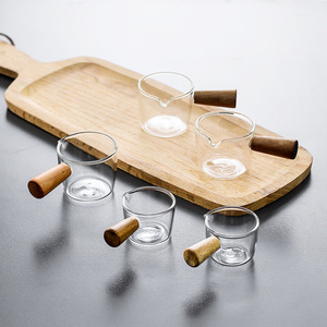 Accessoires de cuisine en gros : Distributeur de café, petite <span class=keywords><strong>mini</strong></span>-tasse doseuse en <span class=keywords><strong>verre</strong></span> à double bec avec poignée en bois - Product Image 1