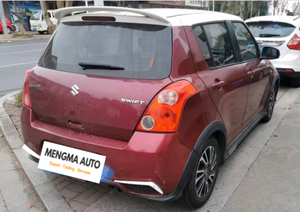 <span class=keywords><strong>Suzuki</strong></span> Usata del 2016, <span class=keywords><strong>Auto</strong></span> Sportiva Hatchback Euro VI 2.0T Edizione Deluxe, Cambio Automatico, Sedili in Tessuto, Guida a Sinistra, Alimentazione a Benzina, R15 - Product Image 3