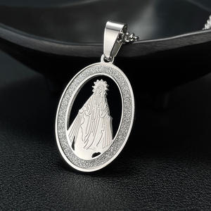 Bijoux de collier en acier inoxydable uniques polyvalents à la mode avec pendentif Vierge Marie simple rétro européen et américain - Product Image 2