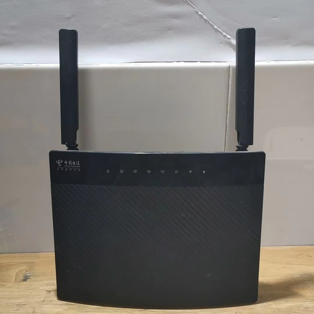 Second Hand Tengda AC9 Gigabit Dual Band Wireless Router. Support PPPoE/Static IP/DHCP TR-069 Remote