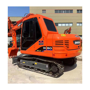 Excavadora de cadenas mini Doosan DH80 de 8 toneladas, usada, origen Corea, pocas horas de trabajo, ideal para pequeños proyectos de construcción. - Product Image 1