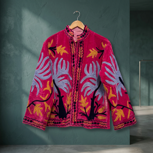 Chaqueta de Terciopelo Rosa Bordada con Estampado Floral, Cuello Mao, Manga Larga, Abrigo de Otoño para Mujer, Diseño de Bordado a Mano - Product Image 4