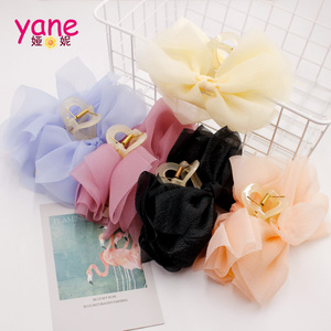 Venta al por mayor de pinzas para el pelo de estilo coreano con pinzas para el nudo del lazo de gasa, pinzas acrílicas de tiburón para niñas - Product Image 1