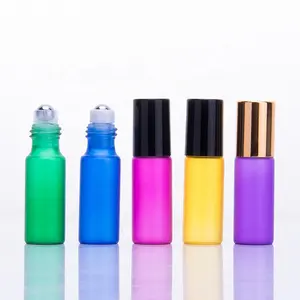 Chine fournisseur 5ml violet rouleau sur boule bouteilles de parfum en verre cosmétique 10ml brillant à lèvres