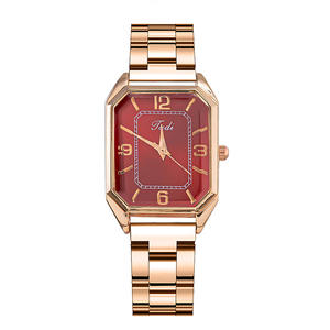 Reloj de cuarzo elegante para mujer, reloj creativo con correa de acero cuadrada, pequeño reloj verde. - Product Image 4