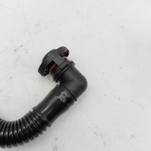 <span class=keywords><strong>S</strong></span>éparateur d'huile de tuyau de reniflement 94810721702 tuyau de reniflard de carter pour Porsche <span class=keywords><strong>Cayenne</strong></span> <span class=keywords><strong>S</strong></span> 4.5L <span class=keywords><strong>V8</strong></span> (<span class=keywords><strong>955</strong></span>) 2003 - 2006 94810721503 - Product Image 4