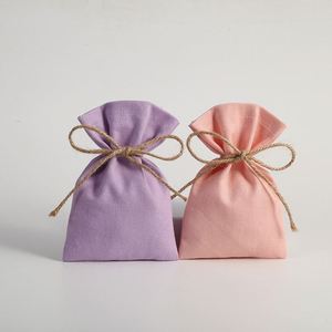 Sac en toile de coton avec cordon, impression de logo, 9x12cm, pochette cadeau réutilisable, pochette à bijoux, pochette pour dragées de mariage, sac à bonbons - Product Image 4
