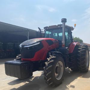 Tractor Agrícola 4x4 con Transmisión por Engranajes, Doble Rueda Trasera, Motor y Bomba de 50-240HP, Compatible con Implementos Pesados para Uso Agrícola - Product Image 4