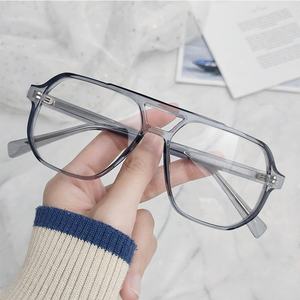 Nouveau modèle Liquidation Temple à broches colorées Cadres optiques Meilleur fournisseur d'<span class=keywords><strong>opticien</strong></span> Vente en gros de <span class=keywords><strong>lunettes</strong></span> <span class=keywords><strong>pour</strong></span> hommes et femmes - Product Image 4