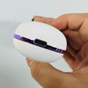 Cepillo Alisador de Cabello Inalámbrico USB con Control de Temperatura de 3 Velocidades, Pantalla LCD, Mini Plancha de Pelo Ajustable - Product Image 5